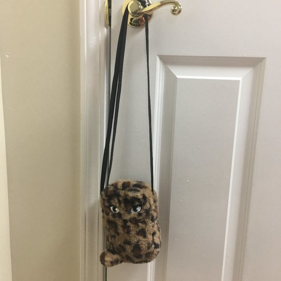 Plush Leopard Cat Purse - Picture 2 of 8